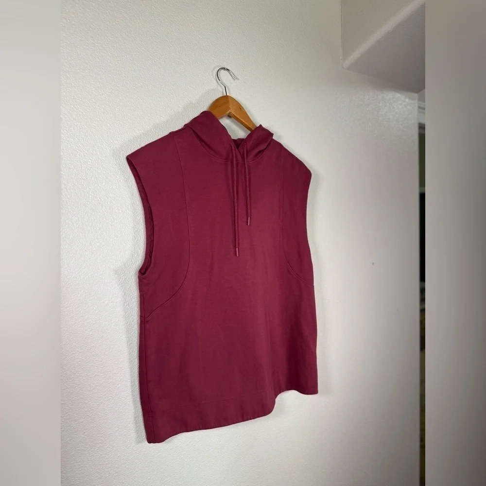 Athleta materials tag
